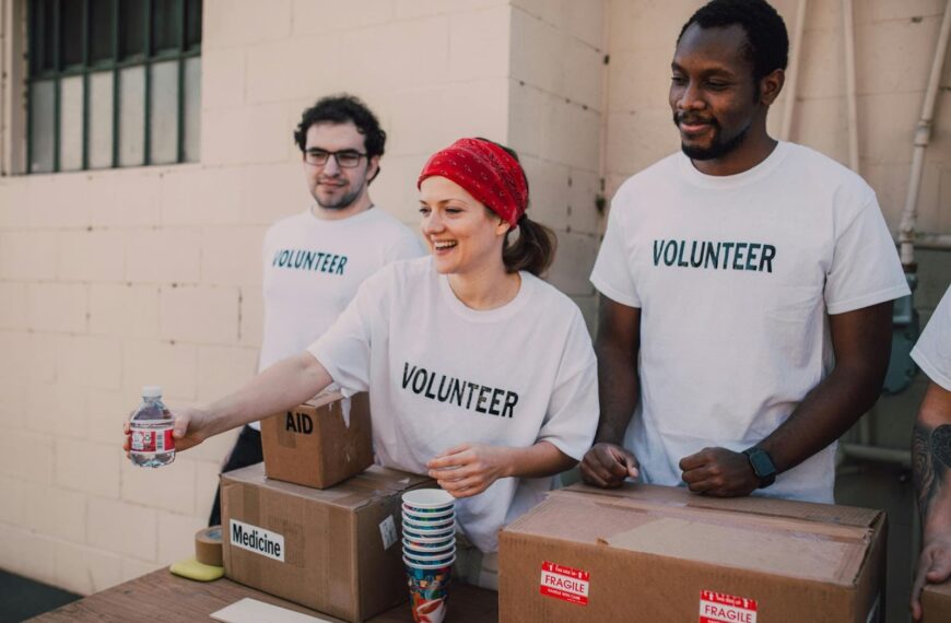 Top 10 Reasons to Start Volunteering Today